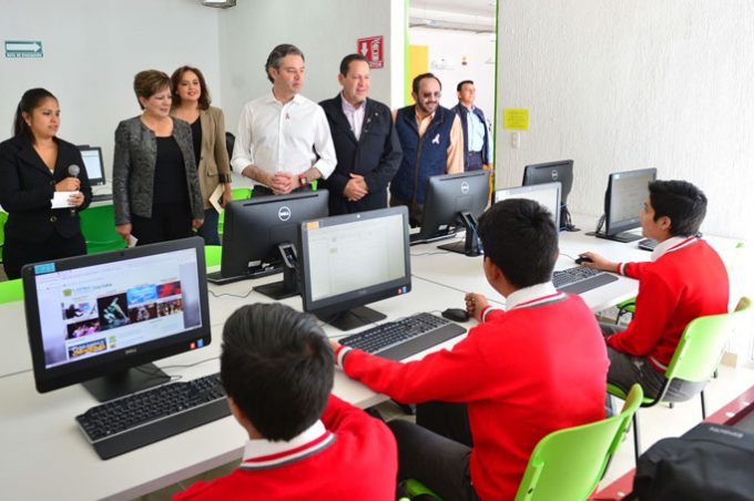 Inauguración de 9 Bibliotecas Digiales