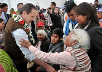 Entrega de apoyos sociales