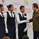 Entrega de Acciones por la Educación